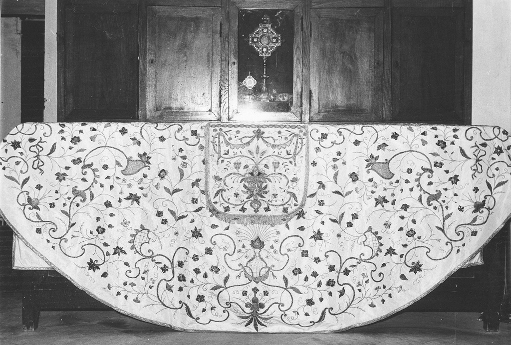 piviale - ambito Italia centrale (secc. XVIII/ XIX)