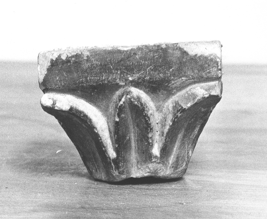 capitello - ambito Italia centrale (secc. XIII/ XIV)