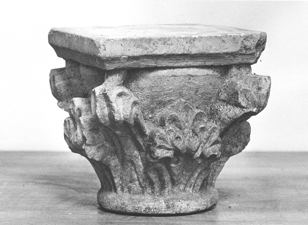 capitello - ambito Italia centrale (secc. XIII/ XIV)