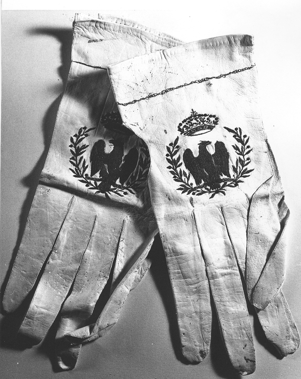 guanti - ambito Italia centrale (sec. XIX)