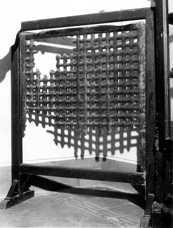 grata monastica, frammento - ambito laziale (fine/inizio secc. XVII/ XVIII)