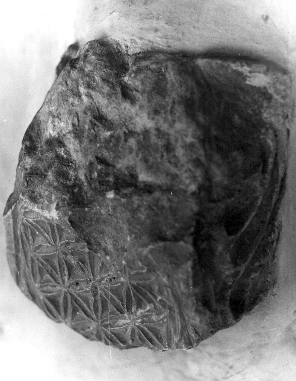 capitello, frammento - ambito laziale (secc. X/ XI)