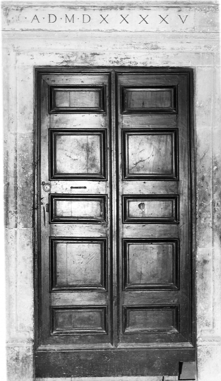 portale architravato - ambito laziale (sec. XVI)