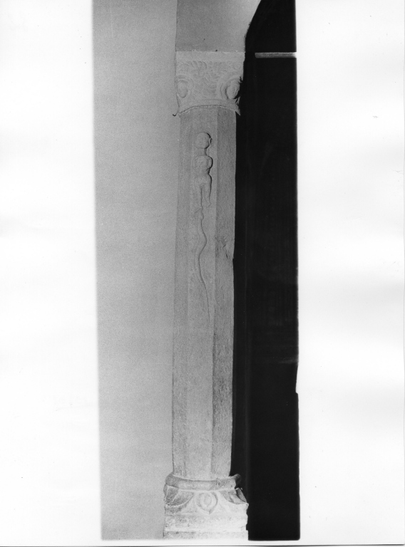 colonna - ambito laziale (sec. IX)