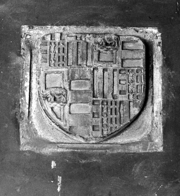 stemma farnesiano? (rilievo) - ambito laziale (sec. XVI)