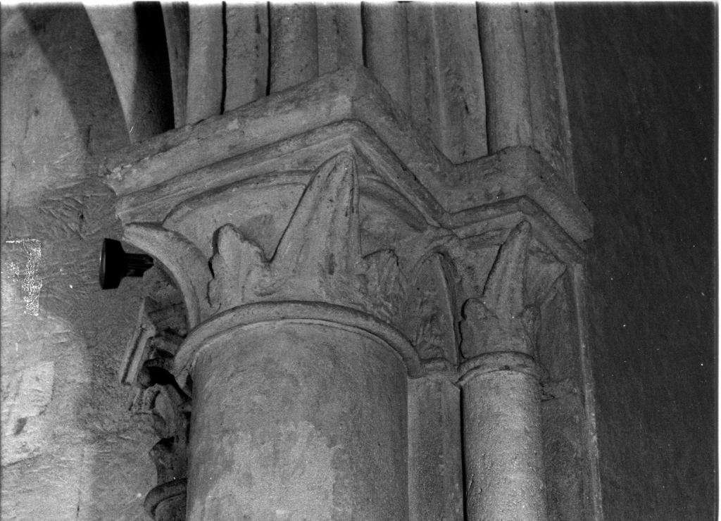 capitello - ambito viterbese (sec. XIII)