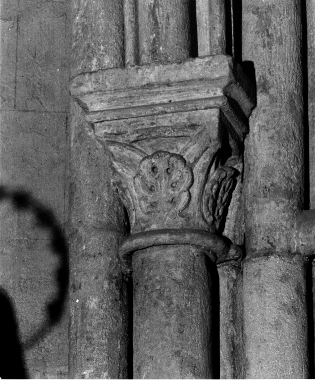semicapitello - ambito viterbese (sec. XIII)