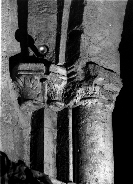 capitello di pilastro - ambito viterbese (sec. XIII)
