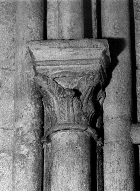 semicapitello - ambito viterbese (sec. XIII)