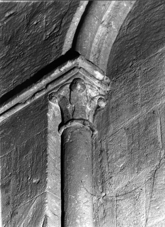semicapitello - ambito viterbese (sec. XIII)