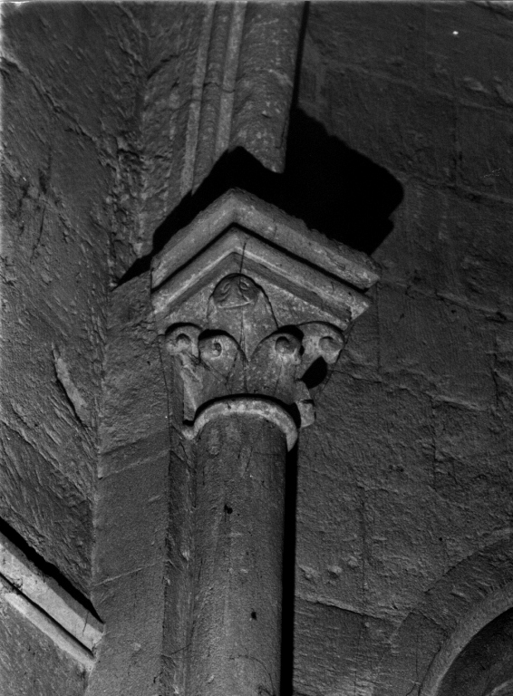 semicapitello - ambito viterbese (sec. XIII)