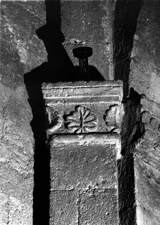 capitello di pilastro - ambito viterbese (sec. XII)