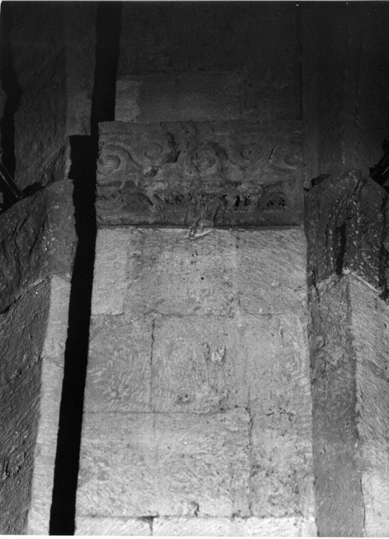 capitello di pilastro - ambito viterbese (metà sec. XII)