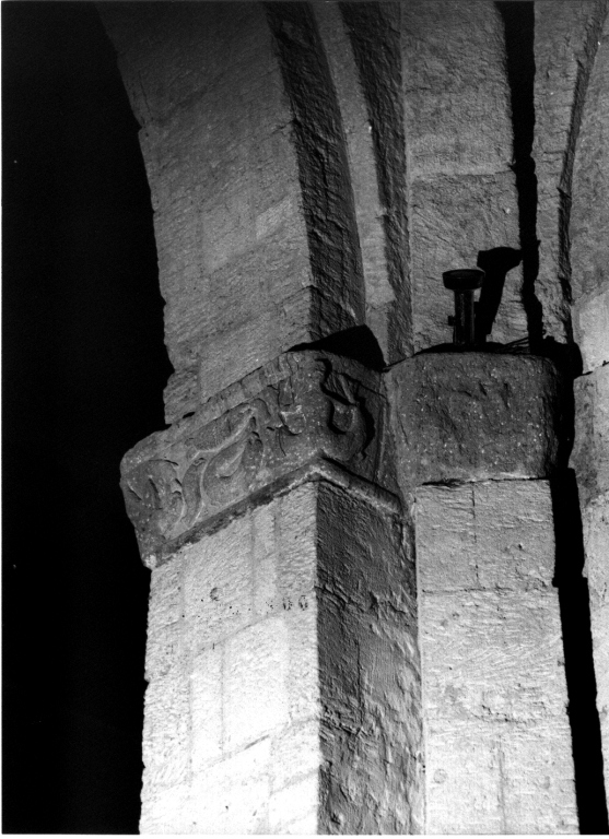 capitello di pilastro - ambito viterbese (metà sec. XII)