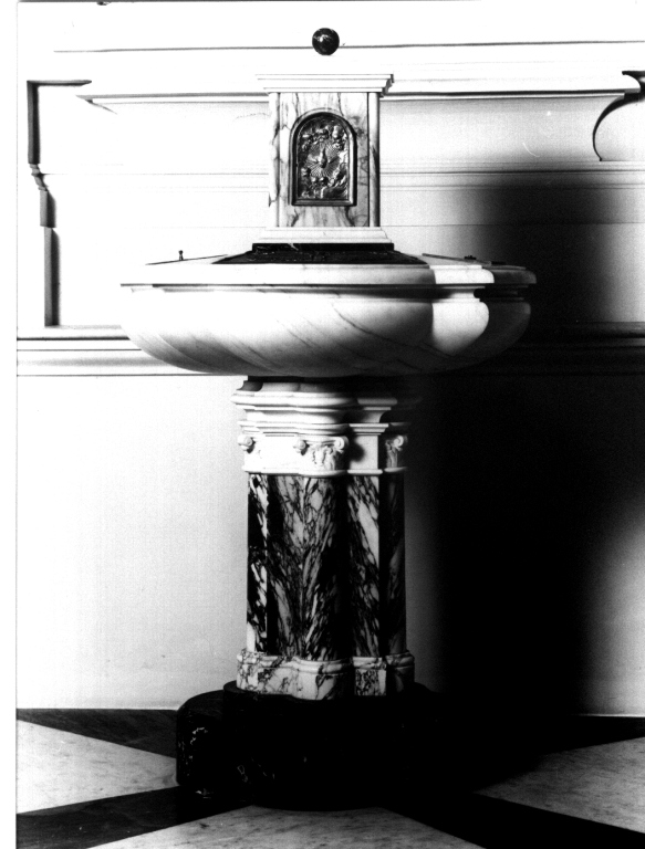 fonte battesimale - a fusto - ambito viterbese (sec. XIX)