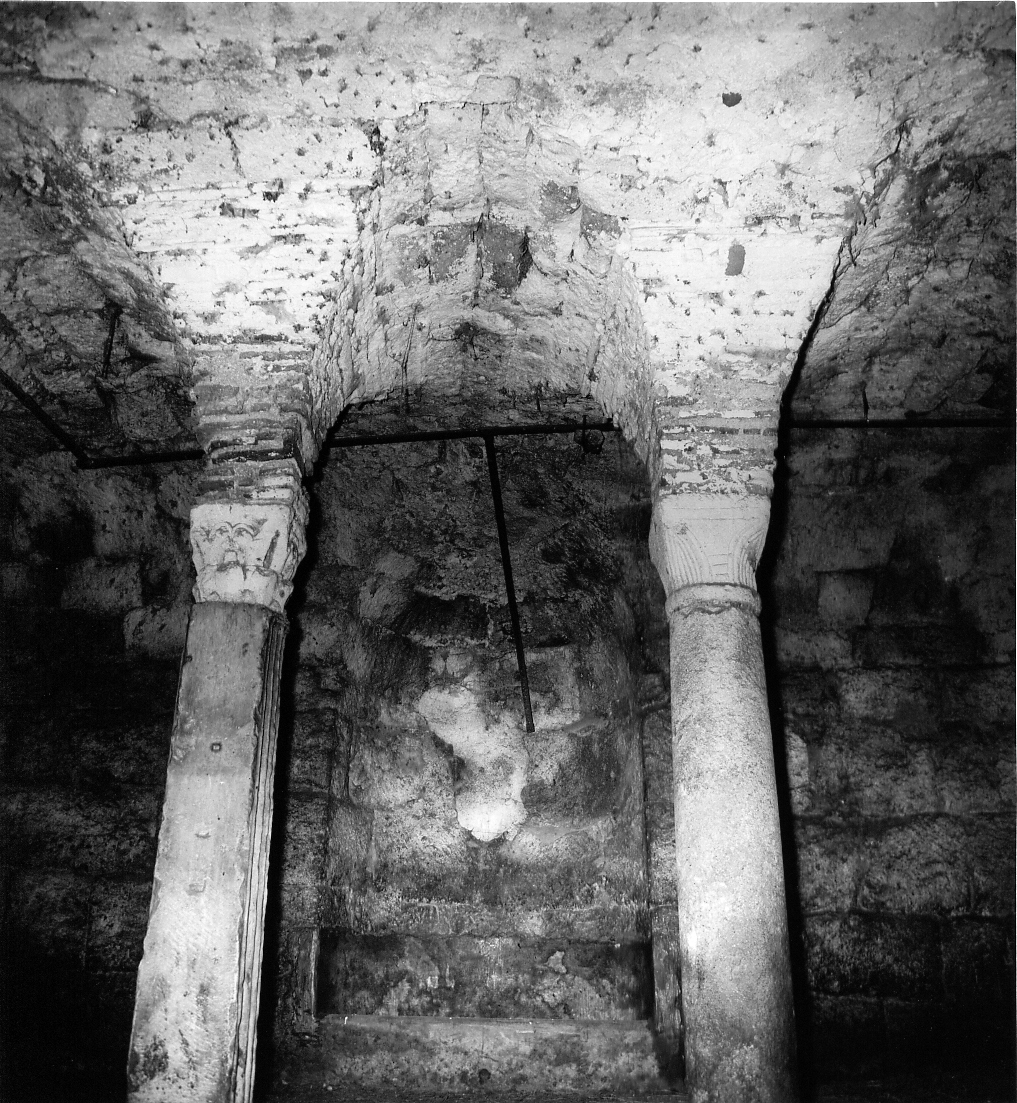 colonna - ambito laziale (secc. I/ II)