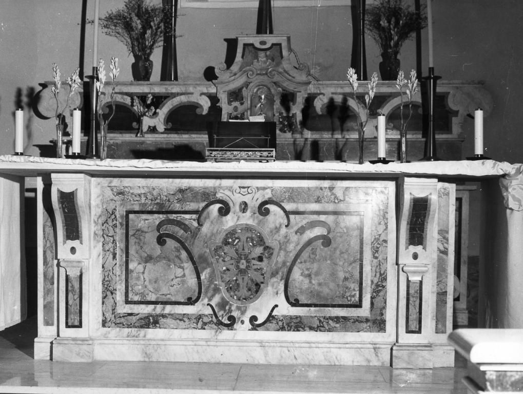 altare maggiore - ambito Italia centro-meridionale (sec. XVIII)