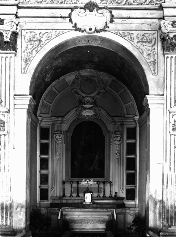 altare, complesso decorativo - ambito Italia centro-meridionale (sec. XVIII, sec. XX)