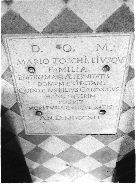 lapide tombale - ambito laziale (sec. XVIII)