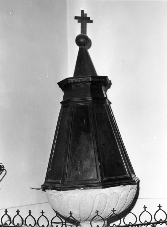 coperchio del fonte battesimale - ambito laziale (sec. XVII)