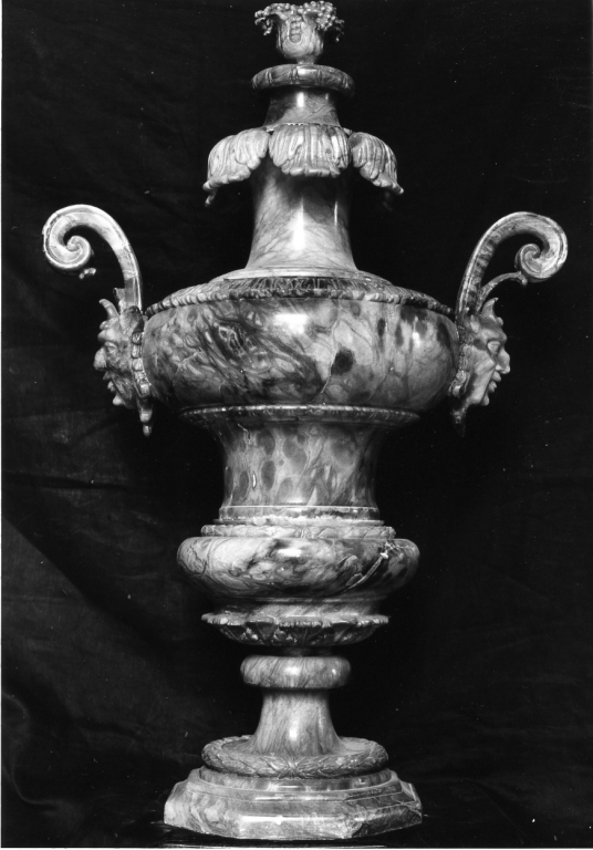 vaso, coppia - ambito romano (prima metà sec. XVIII)