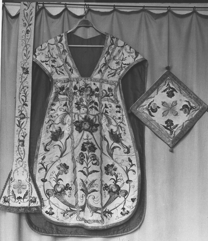 paramento liturgico - ambito laziale (sec. XIX)