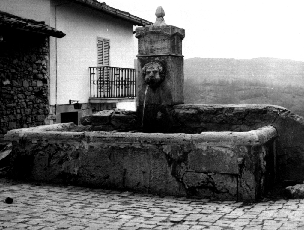 fontana - ambito laziale (sec. XIX)