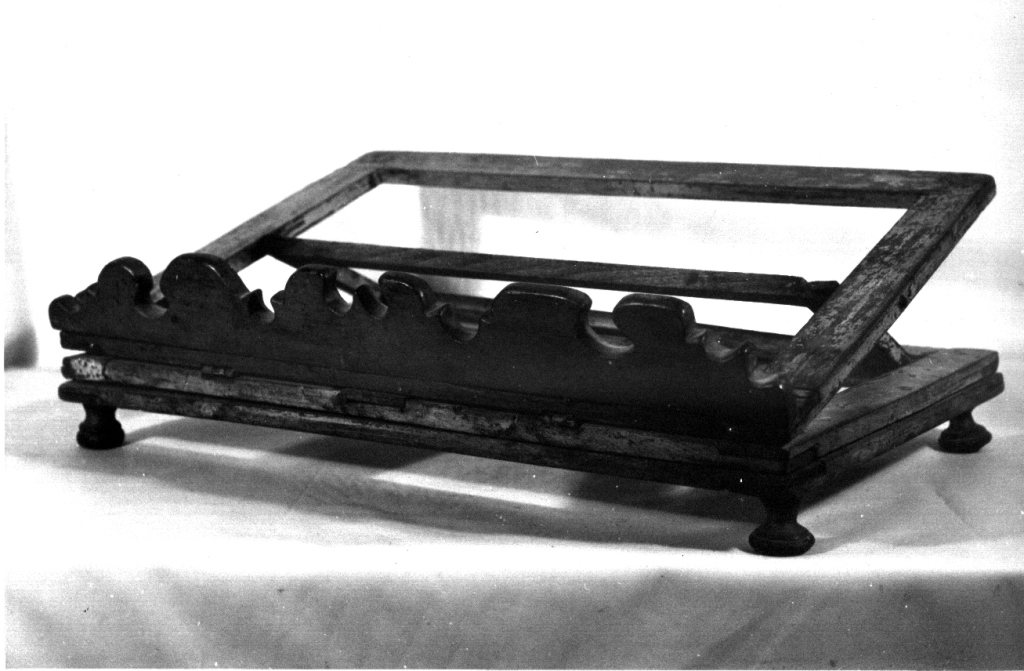 leggio d'altare - ambito laziale (inizio sec. XX)