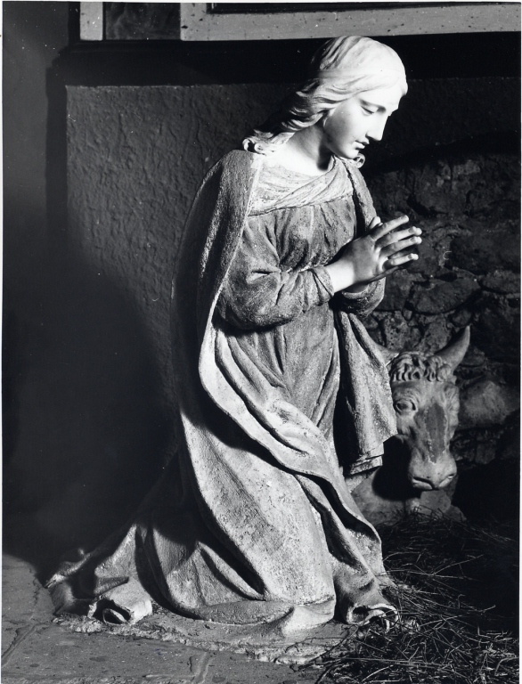 Madonna (statua da presepio) di Speranza Stefano (secondo quarto sec. XVII)