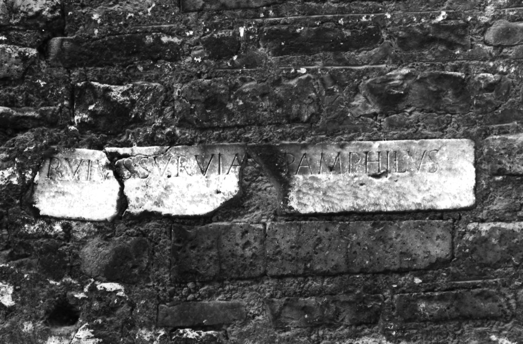 lapide, frammento - ambito laziale (fine/inizio secc. I/ II)