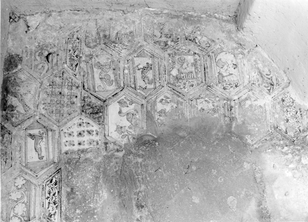 figure femminili e motivi decorativi zoomorfi (mattonella, serie) - ambito napoletano (sec. XVI)