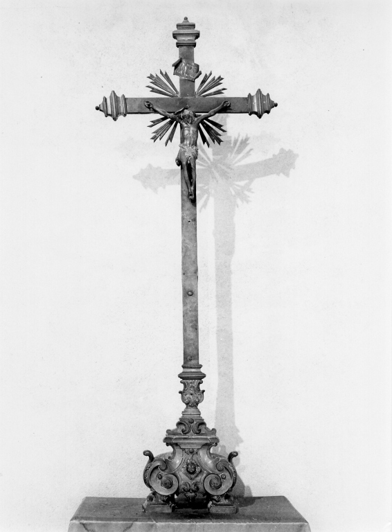 Cristo crocifisso (croce d'altare) - ambito laziale (sec. XVIII)