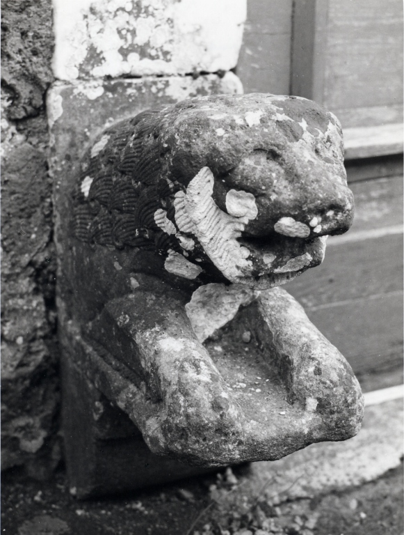 leone (scultura, coppia) - bottega Italia centrale (fine sec. XII)