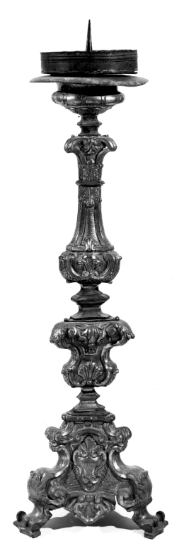 candeliere d'altare, serie - ambito laziale (sec. XVIII)