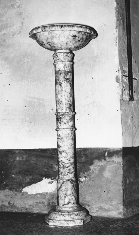 acquasantiera - ambito laziale (prima metà sec. XX)