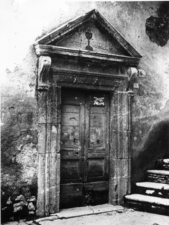 portale - ambito laziale (fine/inizio secc. XVI/ XVII)