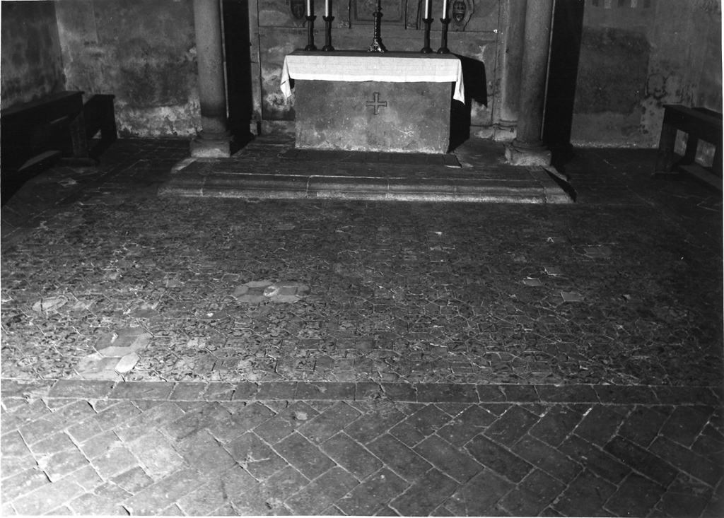 pavimento a mattonelle di Paolo di Nicola (attribuito) (seconda metà sec. XV)