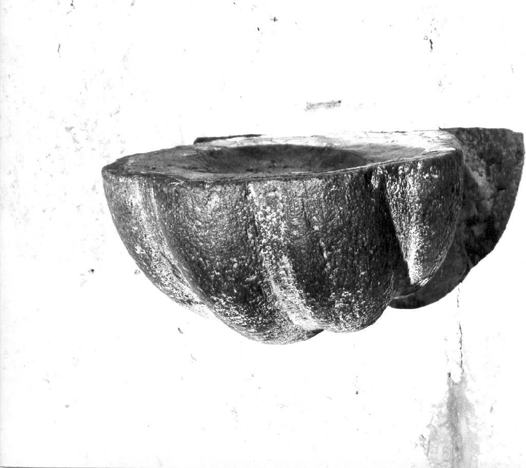 acquamanile - ambito viterbese (sec. XI)