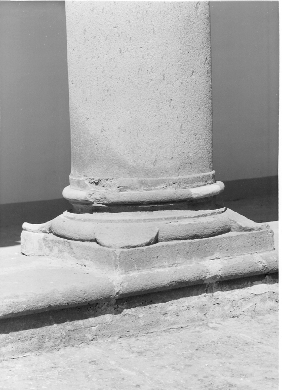base di colonna di Ricciarelli Pier Domenico (sec. XVI)