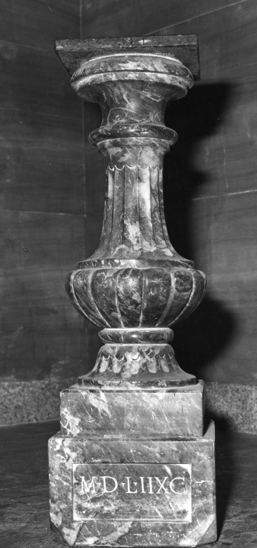 pilastrino - ambito laziale (fine/inizio secc. XVI/ XVII)