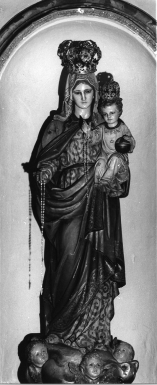 Madonna con Bambino benedicente (statua) - ambito laziale (inizio sec. XX)