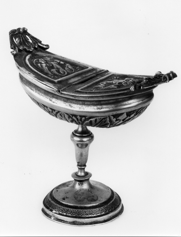 navicella portaincenso - a doppia valva - ambito romano (inizio sec. XIX)