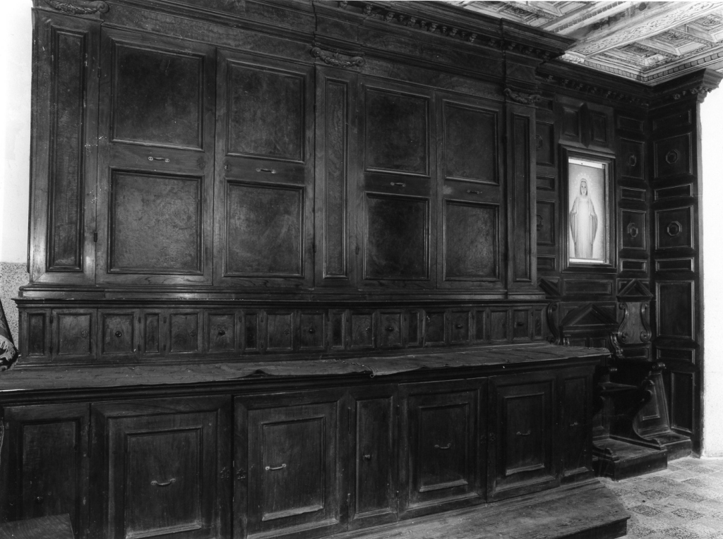 armadio da sacrestia - ambito laziale (fine sec. XVIII)