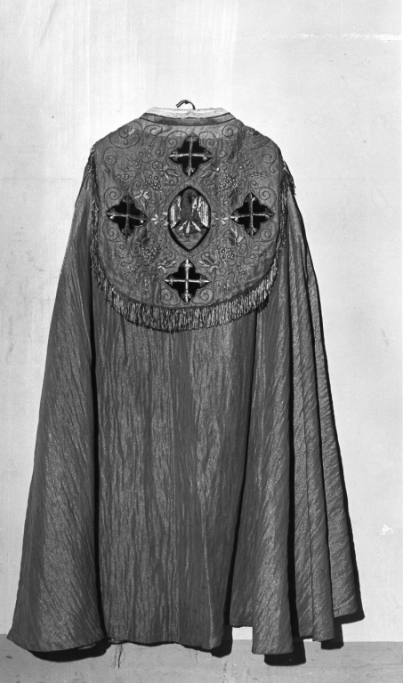 piviale - ambito romano (inizio sec. XX)