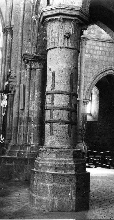 colonna - ambito viterbese (prima metà sec. XIII)