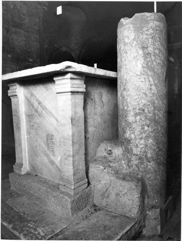 altare - ambito laziale (sec. XII)