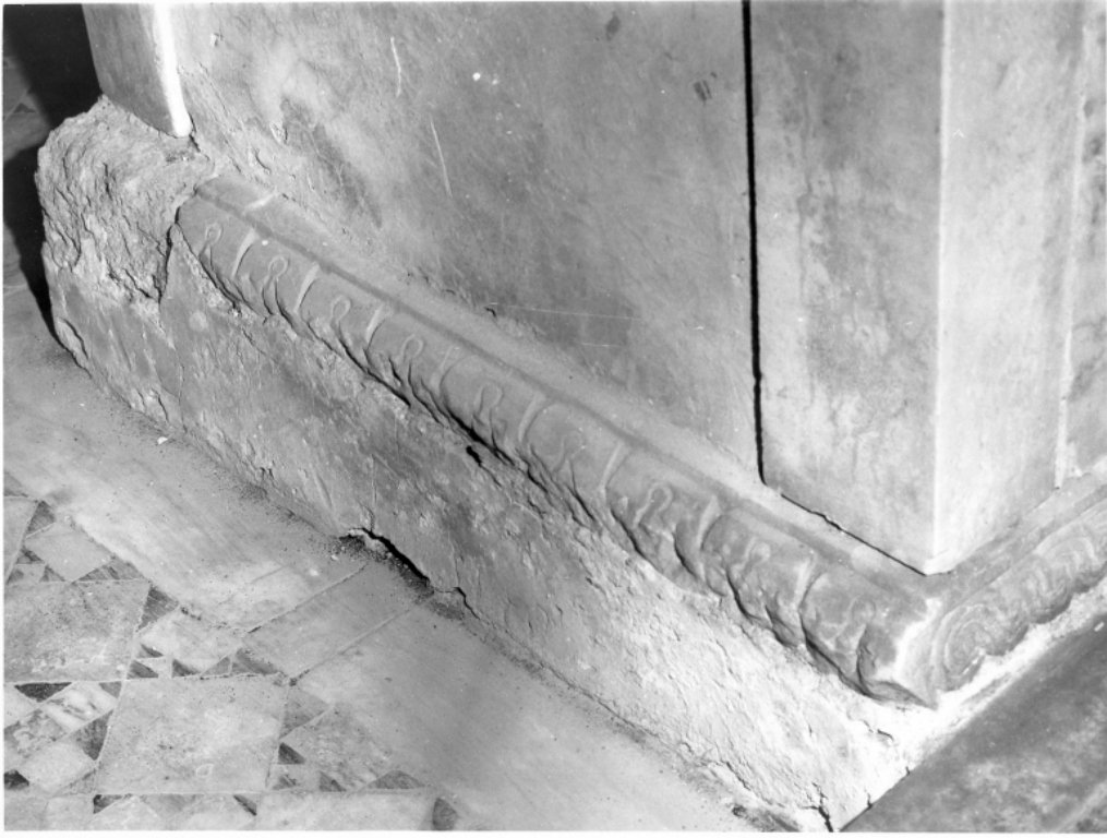 cimasa architettonica - ambito laziale (sec. IX)