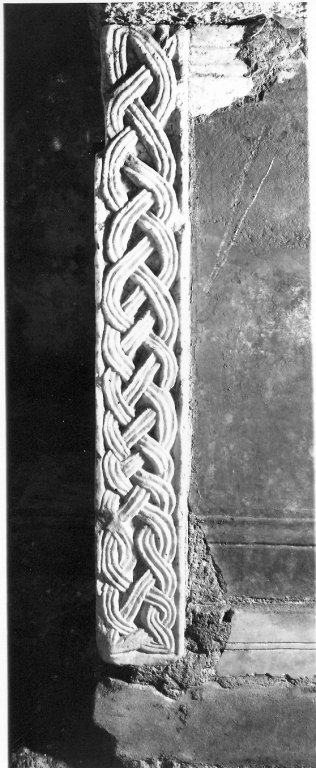 pilastrino - ambito laziale (prima metà sec. IX)