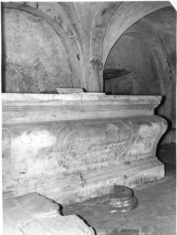 sarcofago - ambito laziale (sec. XVII)