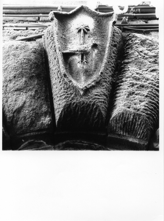 stemma (rilievo) - manifattura laziale (fine/inizio secc. XVII/ XVIII)